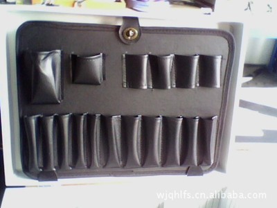 武進(jìn)區(qū)橫林豐順箱包廠 專(zhuān)注品質(zhì)，深耕箱包加工行業(yè)